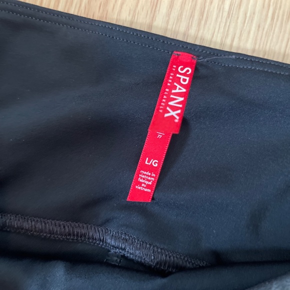 SPANX Faux Leather Full Length High Waist Leggings Size Large - Picture 8 of 11